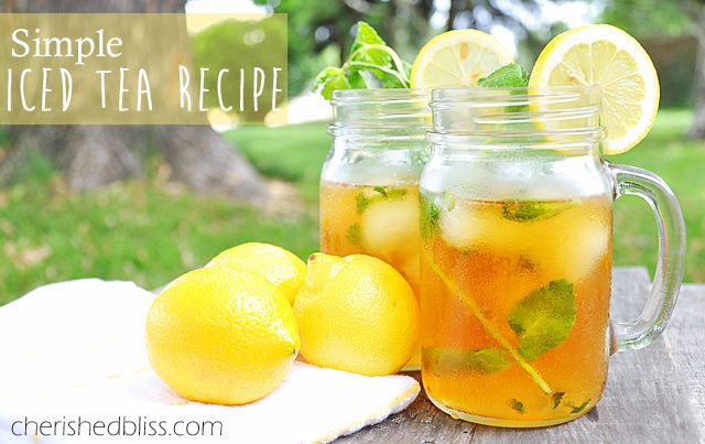 An easy Iced Tea Recipe with Lemonade Ice Cubes & Mint Leaves! Absolutely delicious! #AmericasTea #shop