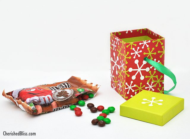 Make a fun M&M White Elephant Gift for this year with a pretend box of candy! #HolidayMM #Shop
