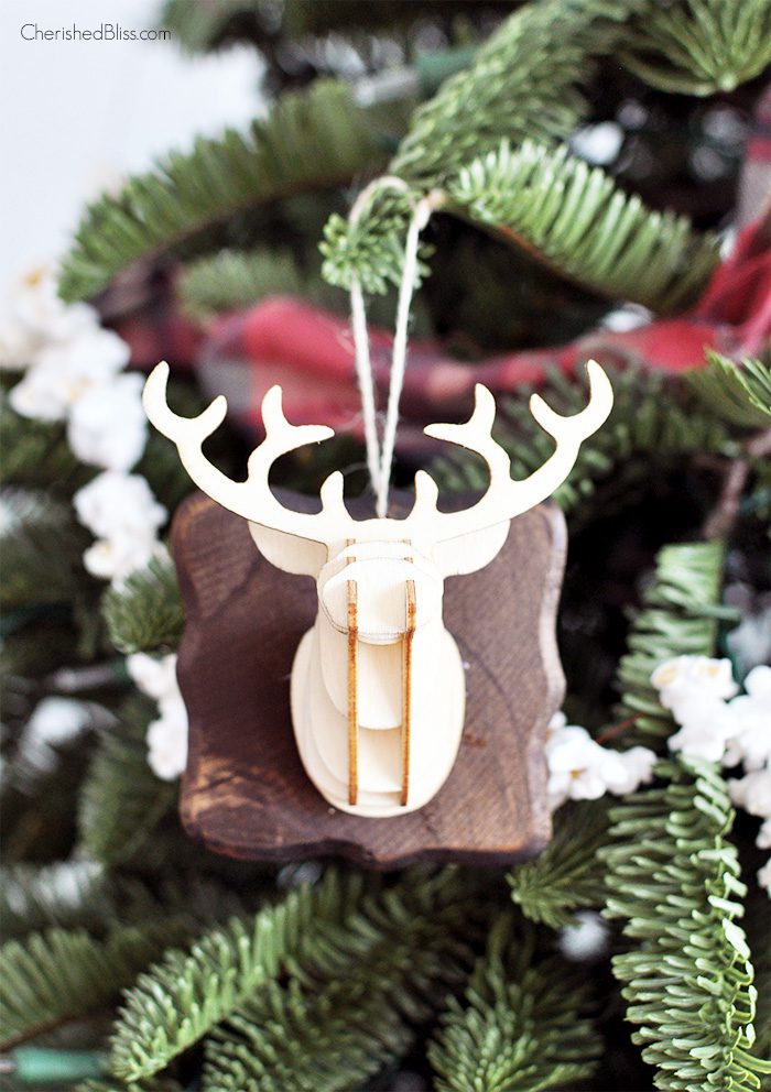3D Deer Head Christmas Ornament via Cherishedbliss.com