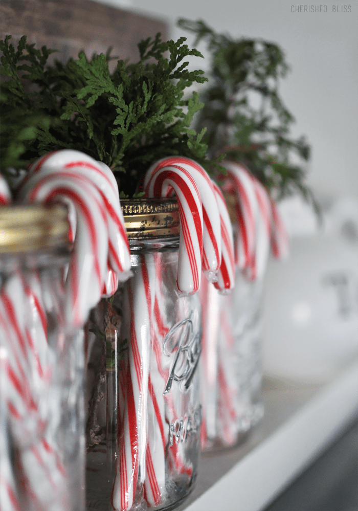 Simple and beautiful. Christmas Mason Jar Decor is such an easy way to bring a little holiday cheer into your home! 