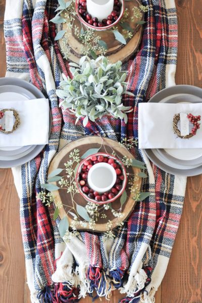 Don't stress and enjoy this Christmas season with this easy and stress-free Cozy Christmas Tablescape. Such a simplistic beautiful approach!