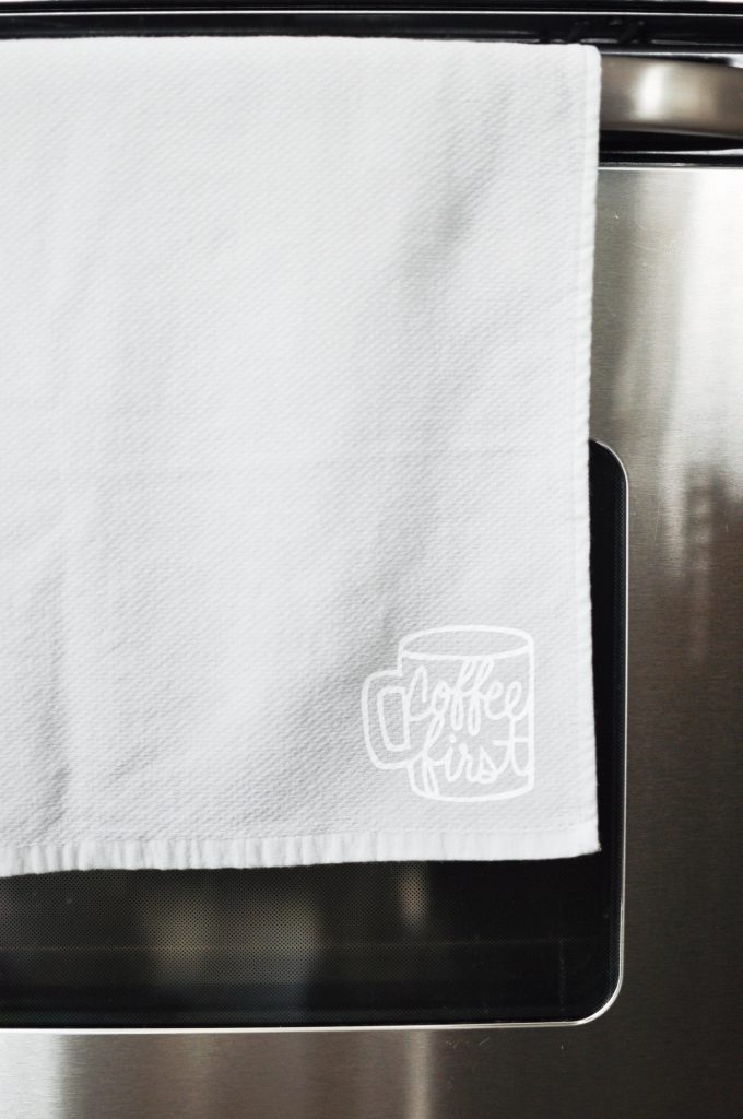 Coffee Kitchen Towel Tutorial | Cricut Explore Air