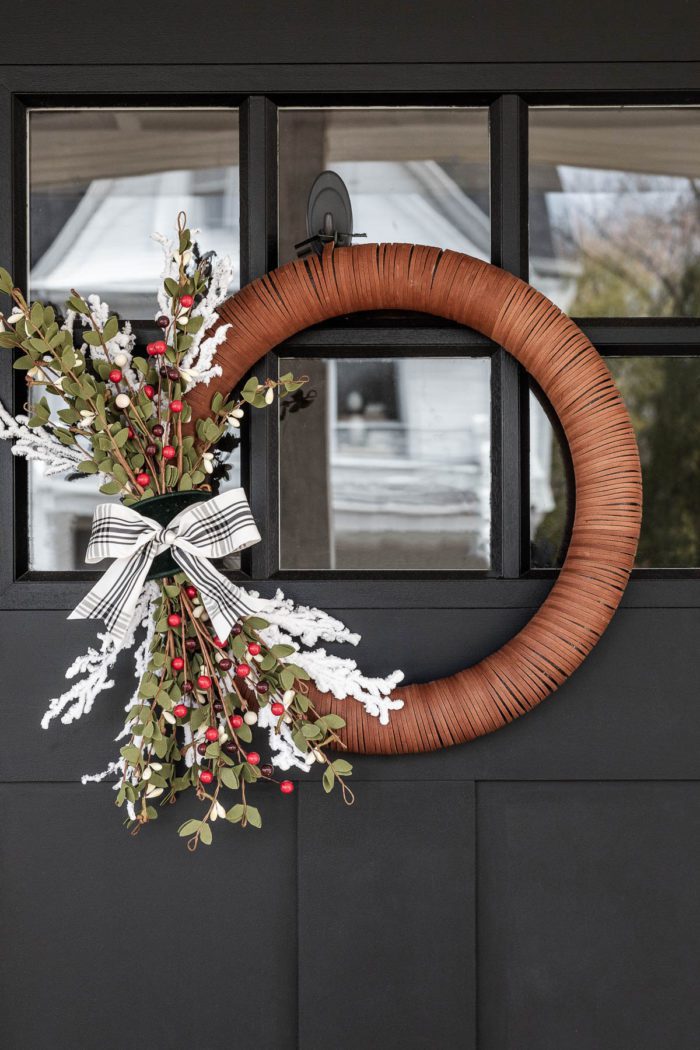 Modern Christmas Wreath on Black Door, neutral decor. 