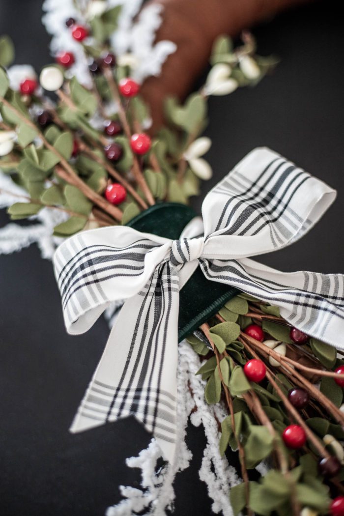 Black and White Ribbon Christmas Wreath. 